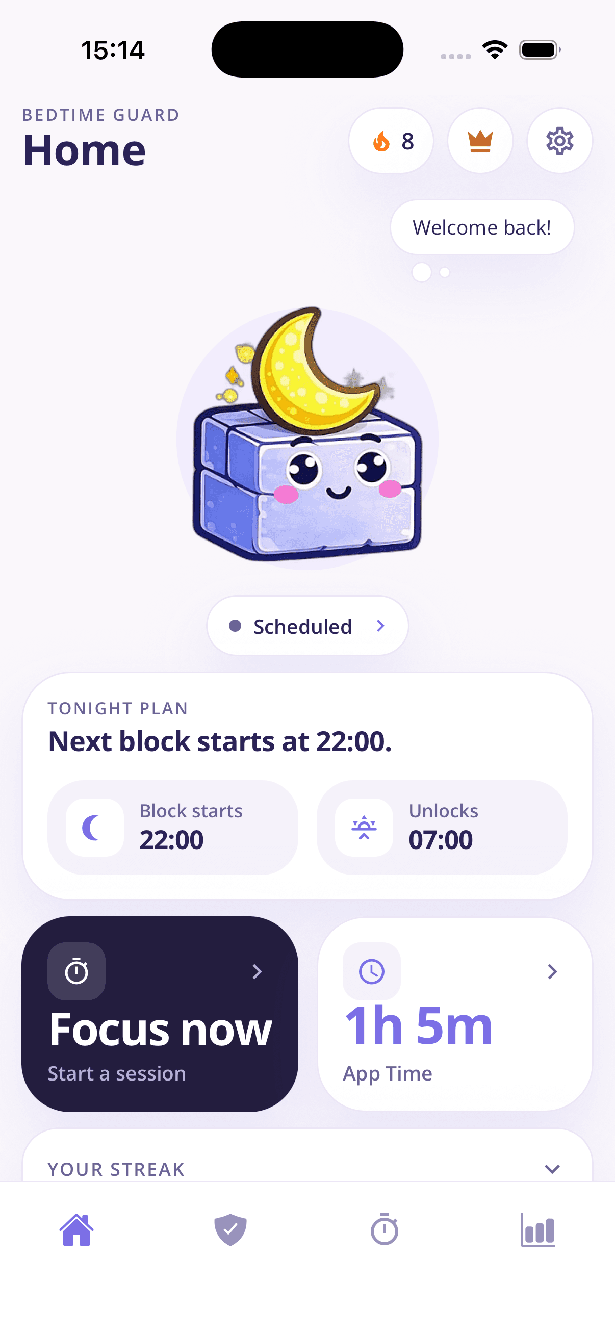 Bloky home screen showing tonight's bedtime block scheduled from 22:00 to 07:00, a focus session button, and daily app time
